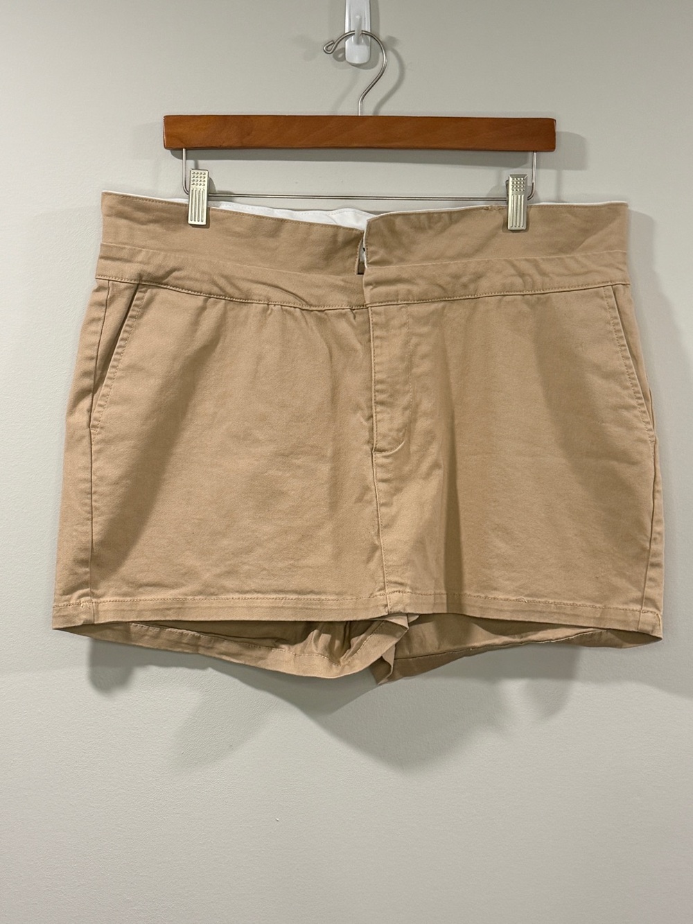 wild fable Womens High Waist Khaki Skort with White Foldover Top Size 16
